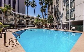 Doubletree By Hilton Phoenix Midtown